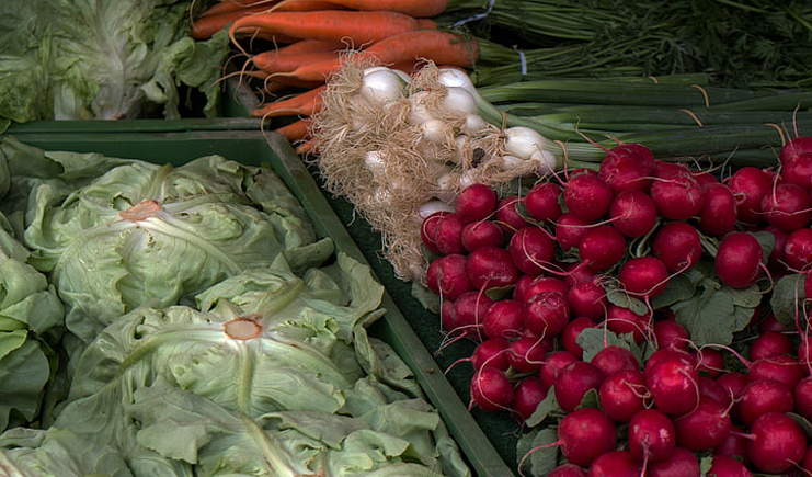 為何從大企業到小攤小販都離不開塑料周轉箱？