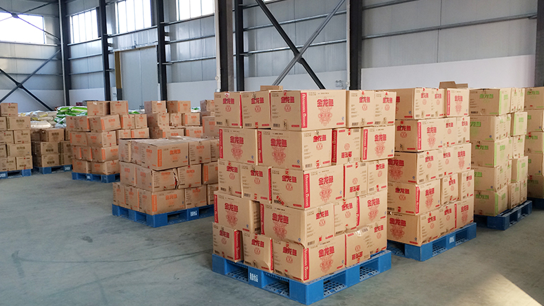 金龍魚塑料托盤應(yīng)用案例1 金龍魚塑料托盤應(yīng)用案例1